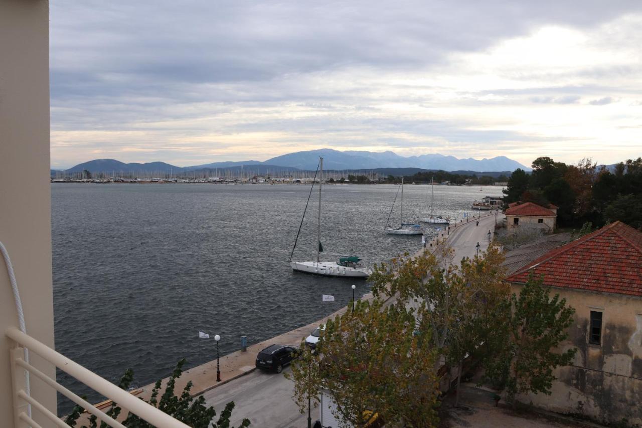Ab Preveza Apartments -15 Meters Over The Sea Buitenkant foto