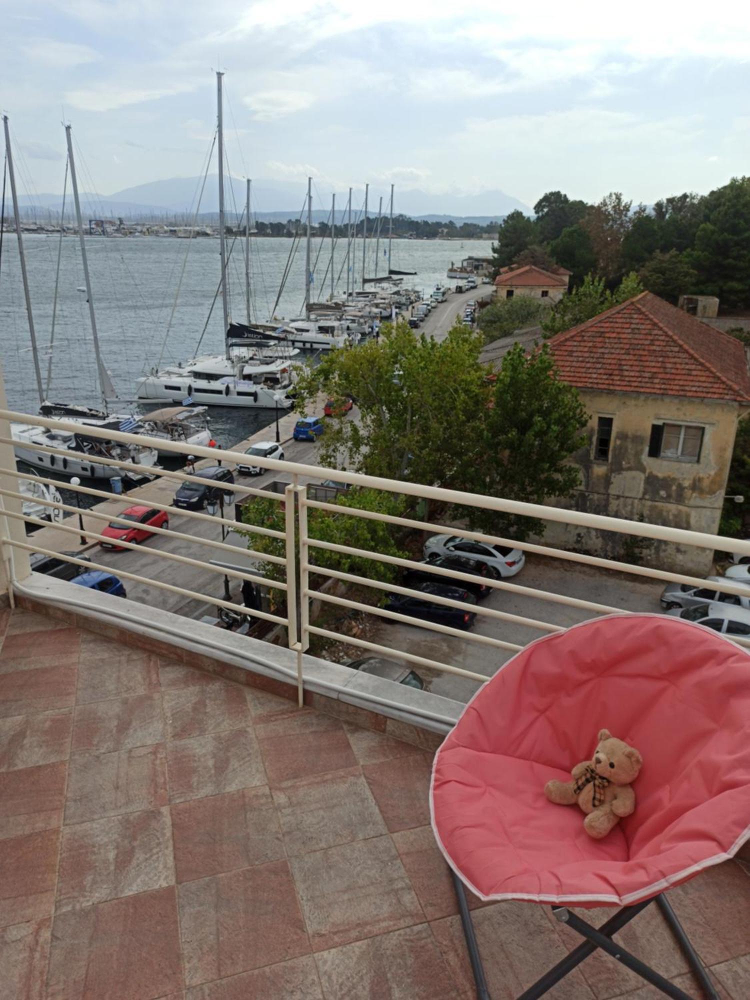 Ab Preveza Apartments -15 Meters Over The Sea Buitenkant foto